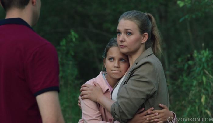
                            Сериал &laquo;Под ударом&raquo;, 2025
                         - отзывы
